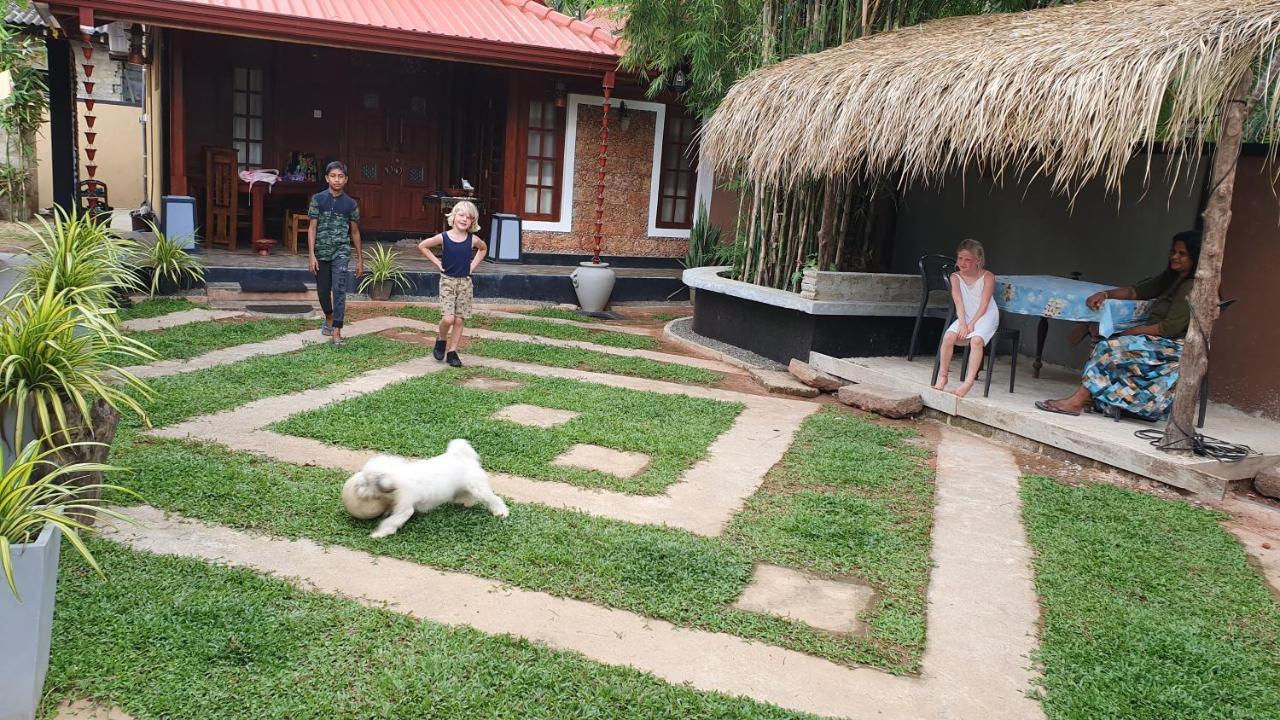 Hotel Thara Cabana Bentota Exterior foto